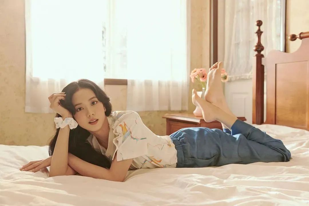 JISOO美照，辣和甜自由切换！ - 炫图天下