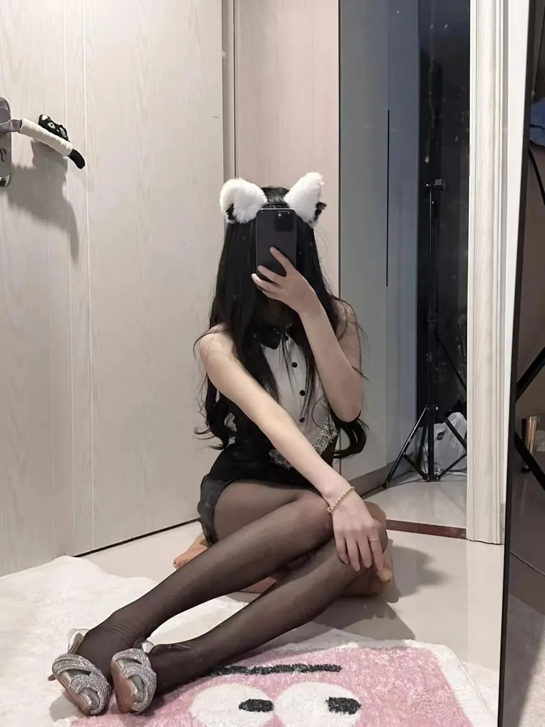 颜值cos：黑丝美腿的御姐，身材完美，气质太诱人了 - 炫图天下