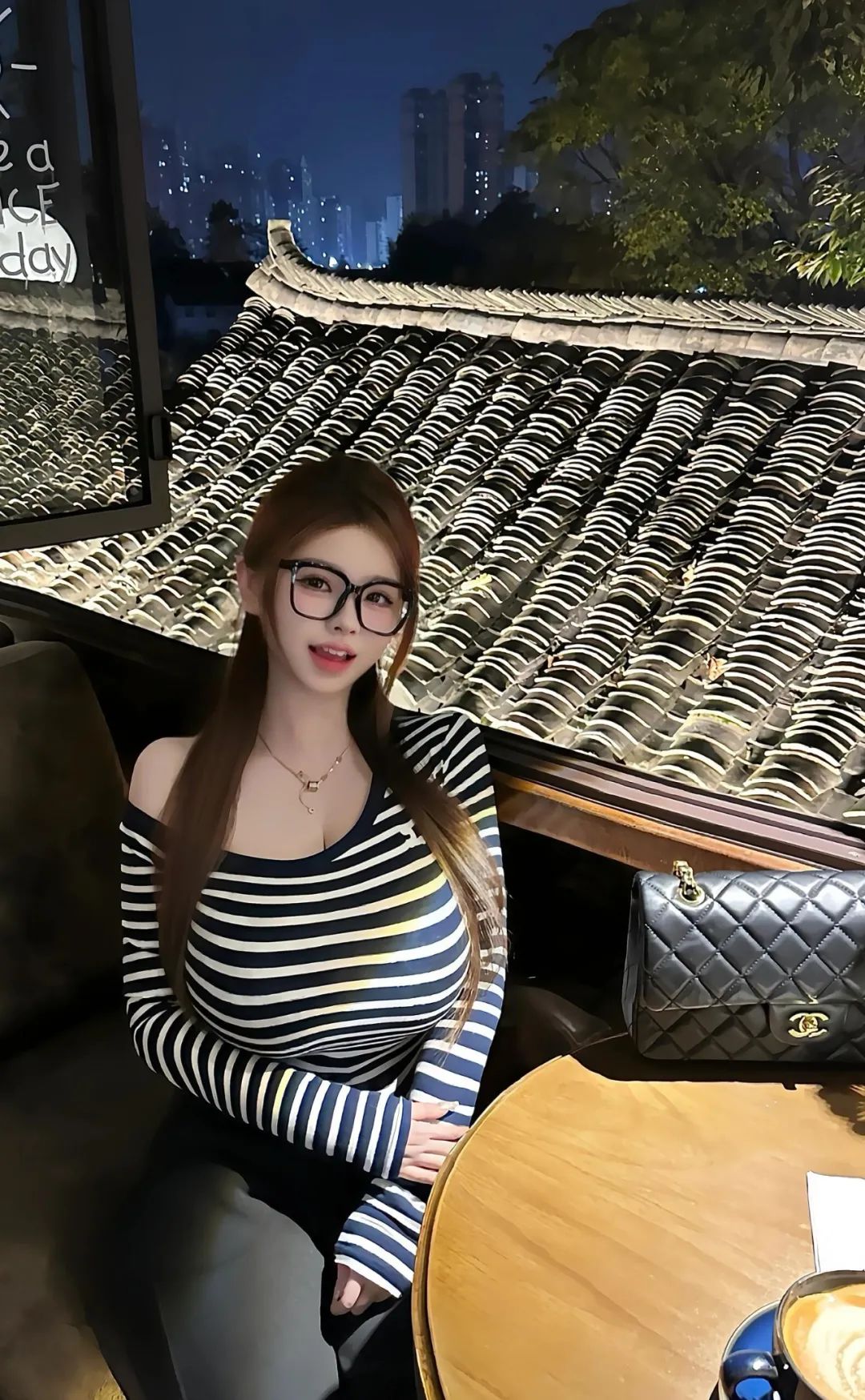 朋友爱看| 极品美女！纯欲天花板！ - 炫图天下