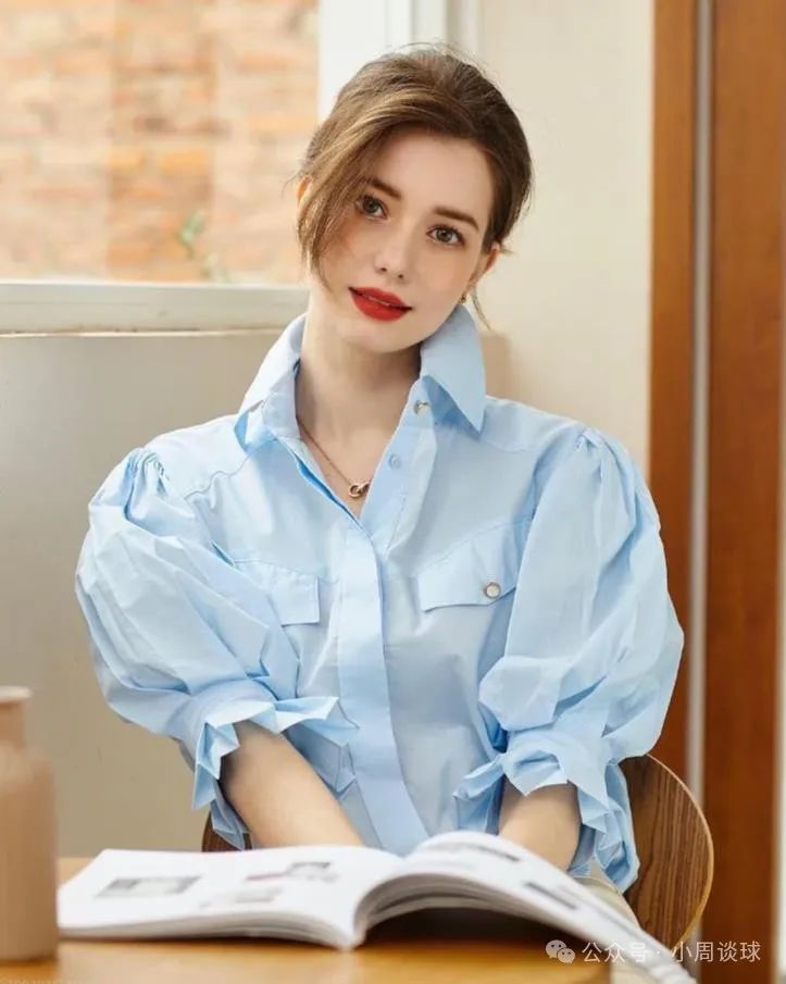 俄罗斯混血美女，气质出众，这五官太美了 - 炫图天下