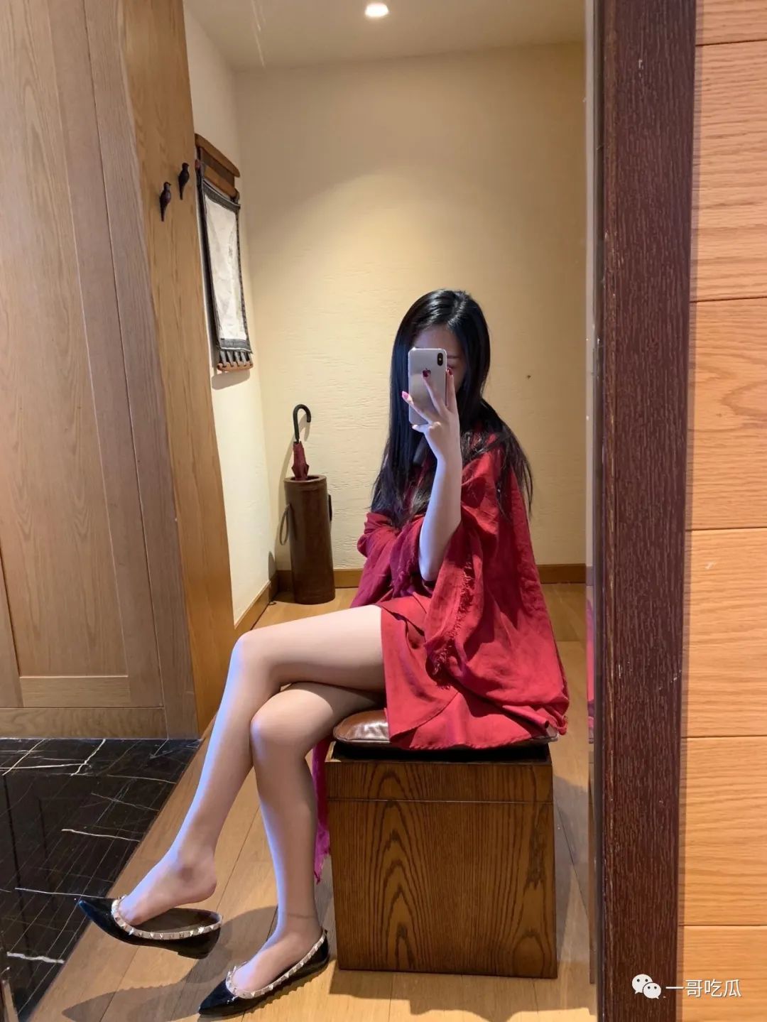 少女美图|热情的红色 - 炫图天下