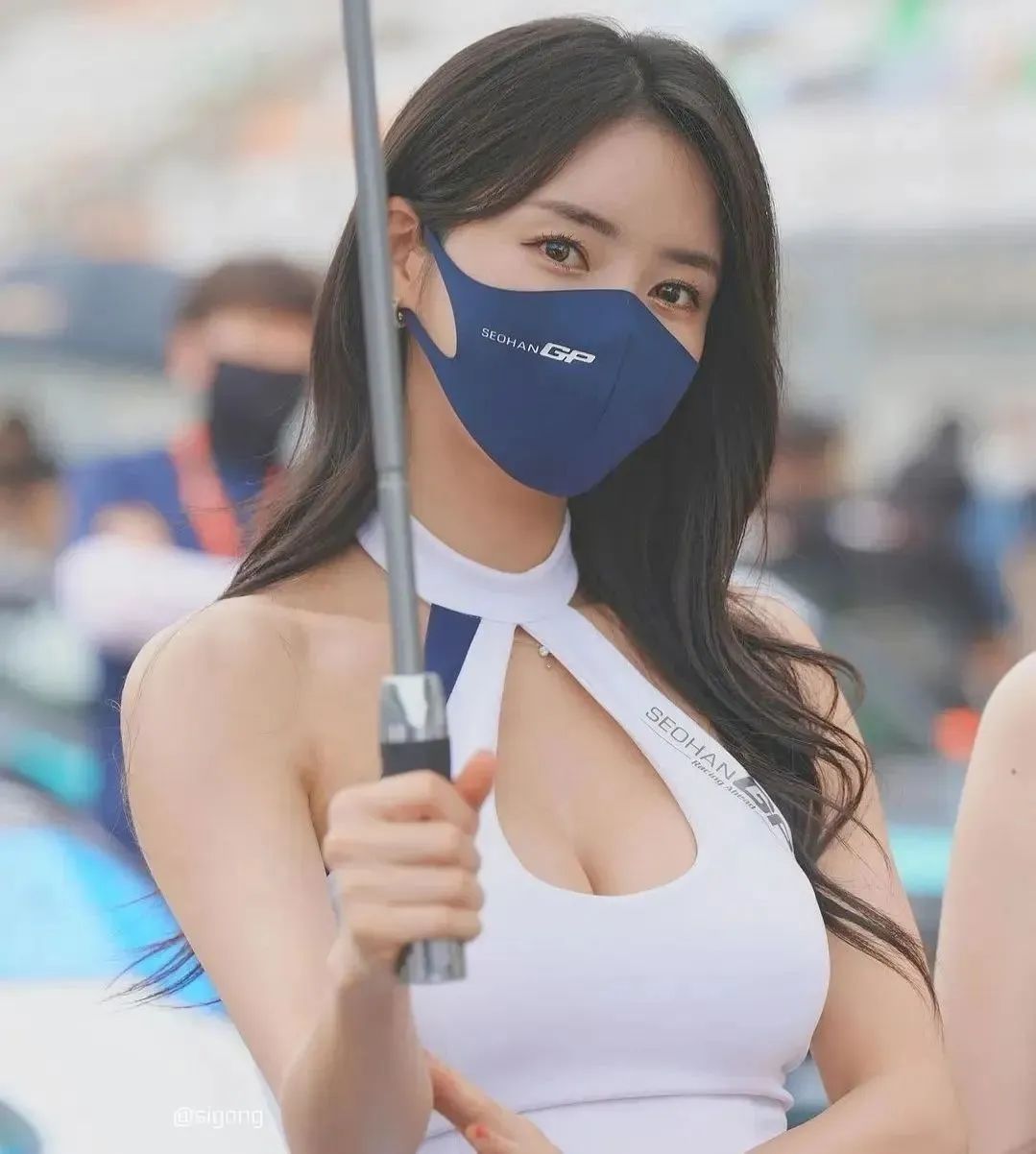 笑容这么美，你戴口罩干吗？ - 炫图天下
