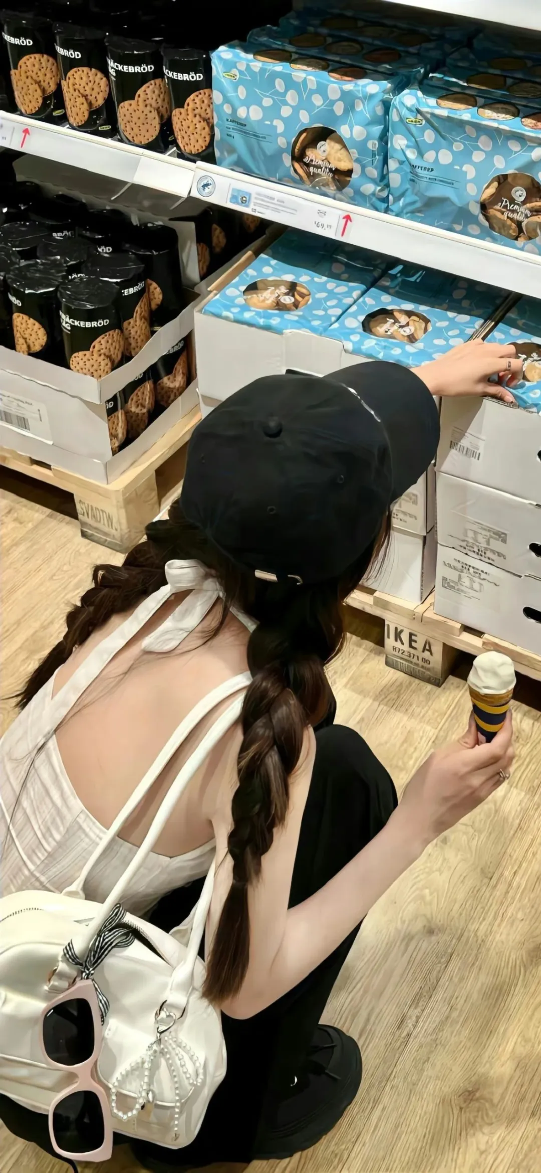 挪不开视线的全屏女生壁纸 - 炫图天下