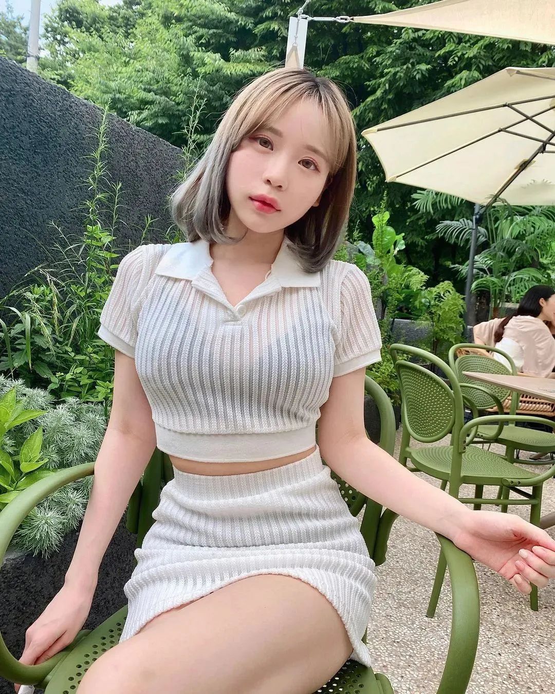 韩国DJ小姐姐，嘴唇是怎么了？ - 炫图天下