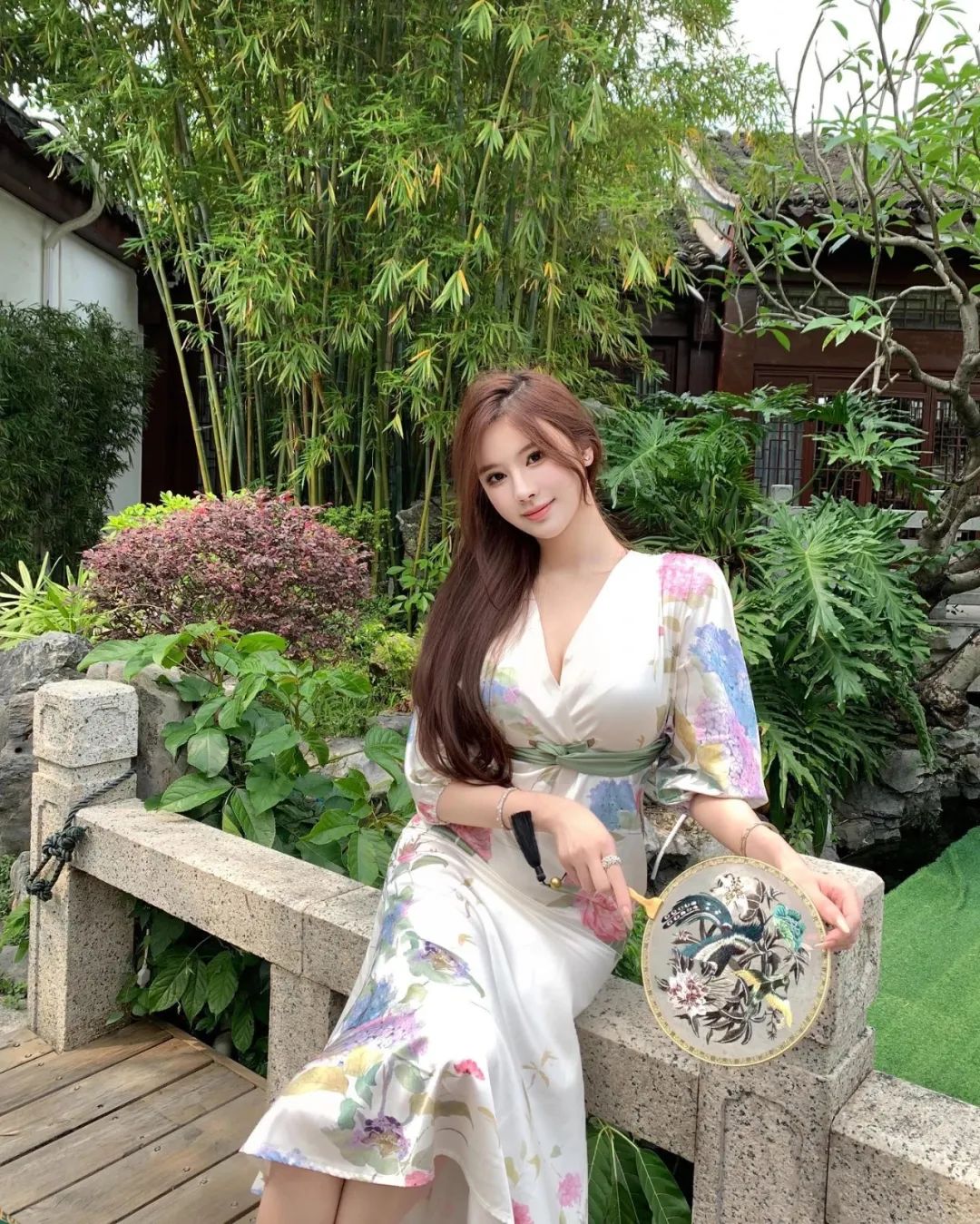 作品欣赏：她的每一个造型都能让人心动 - 炫图天下