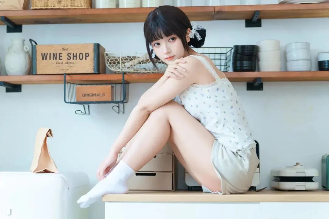?????????丨萝莉少女玉足写真 - 炫图天下