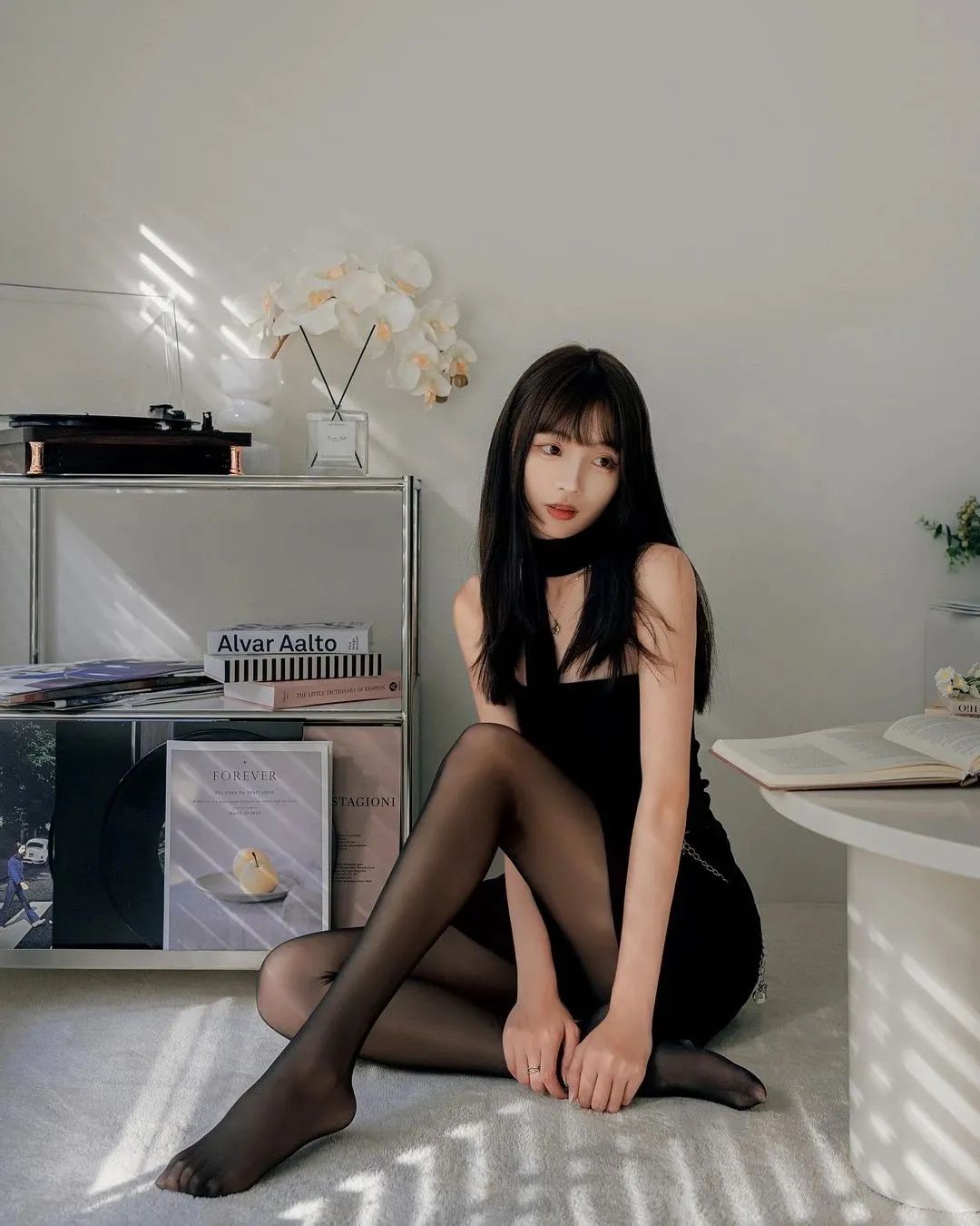 作品欣赏 | 苗条、黑丝少女 - 炫图天下