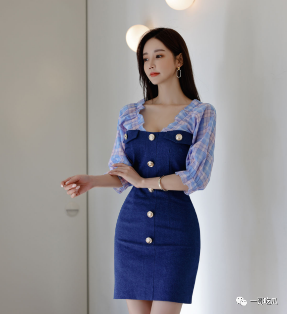 蓝色的孙美美挺好看哒~莫斯科冰蓝冷沁花格纹连衣裙 - 炫图天下