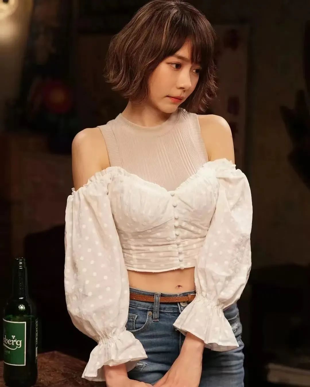 大马第一美女！顶级少妇名媛，童颜32D，完美腰臀，太润了 - 炫图天下