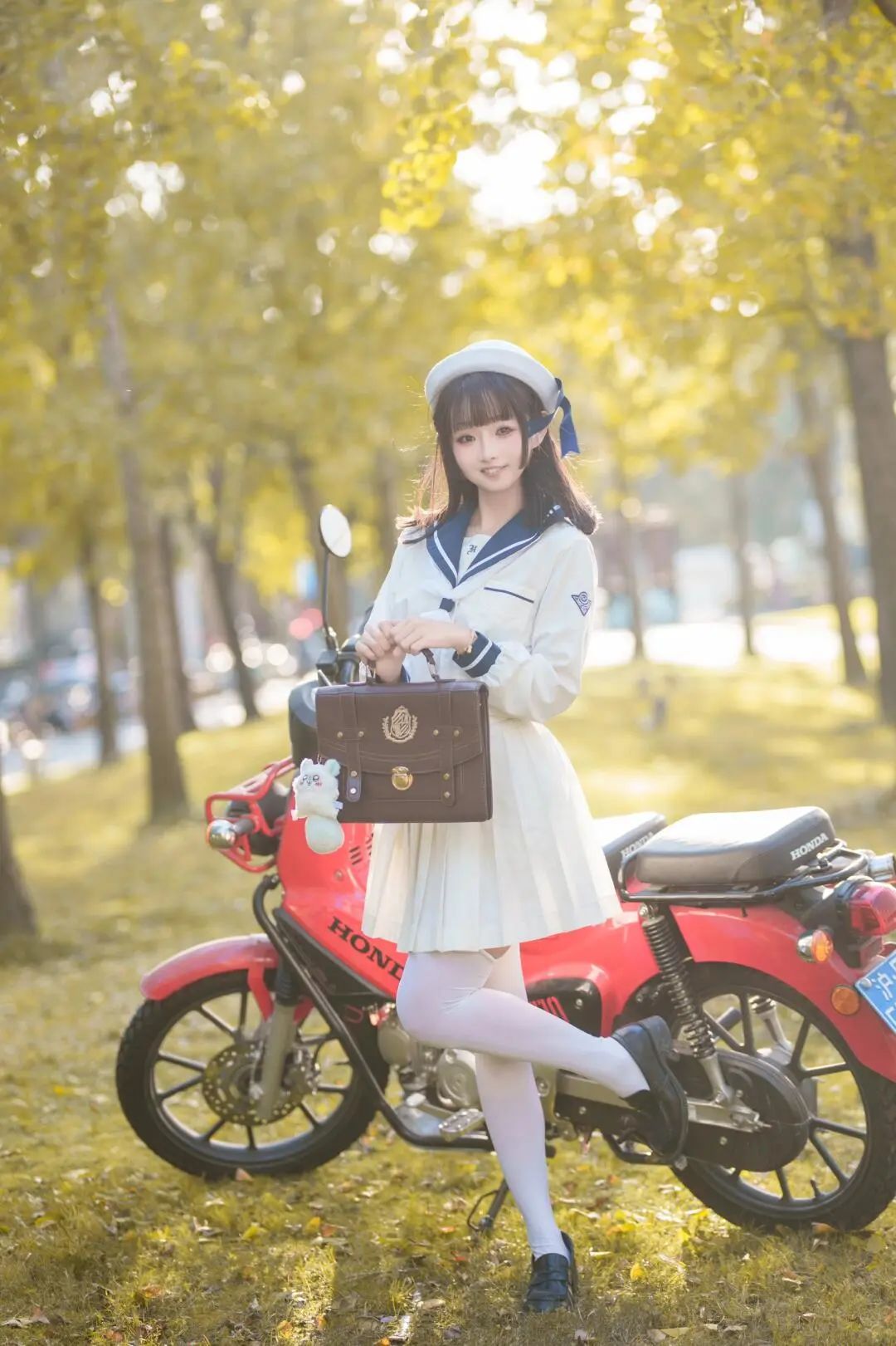 写真 | 水手服白丝jk萝莉 - 炫图天下