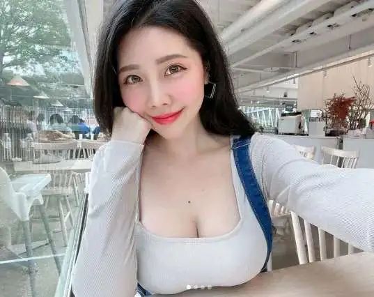 运球出界？还是停球走步？ - 炫图天下