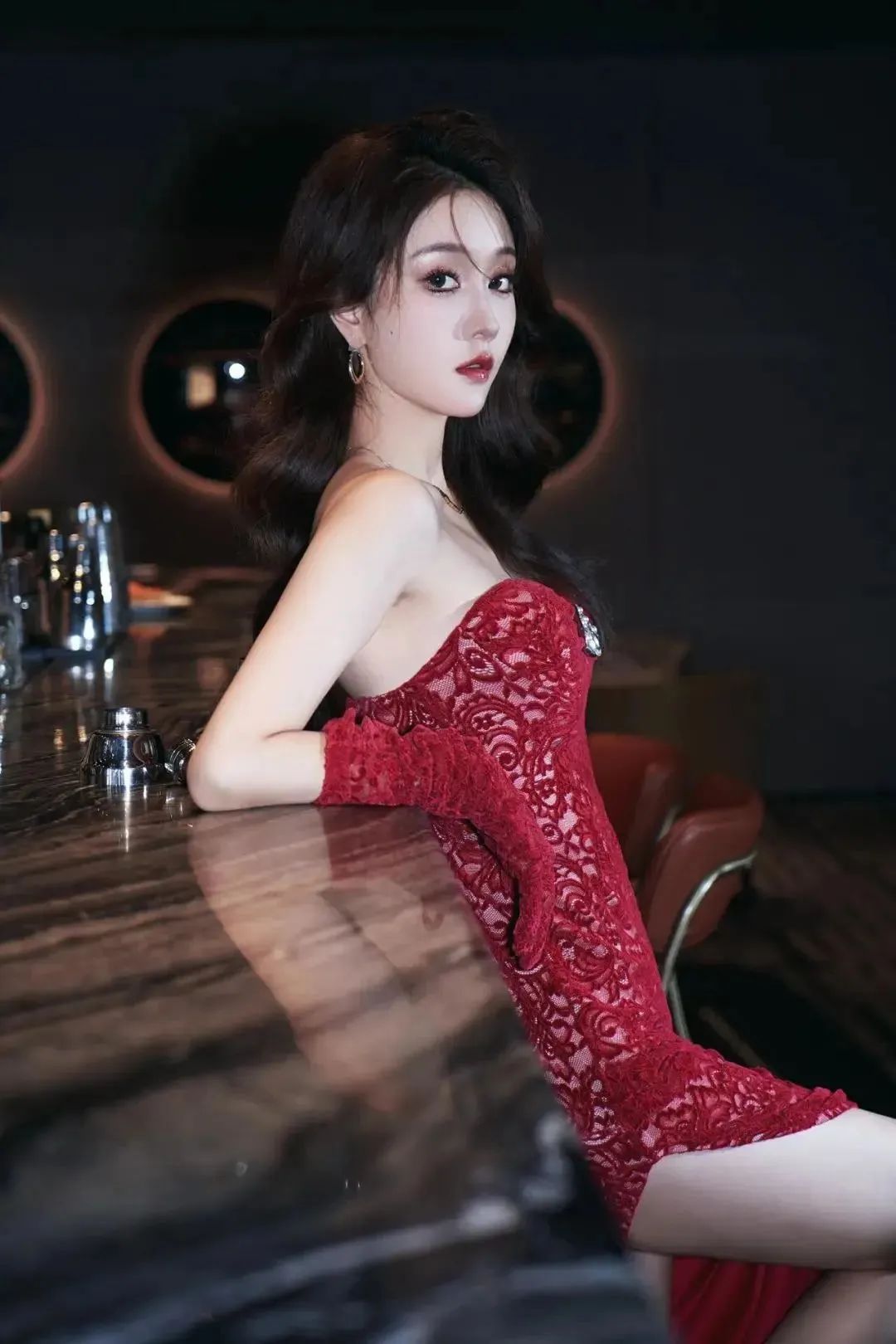 美图福利|红裙美腿