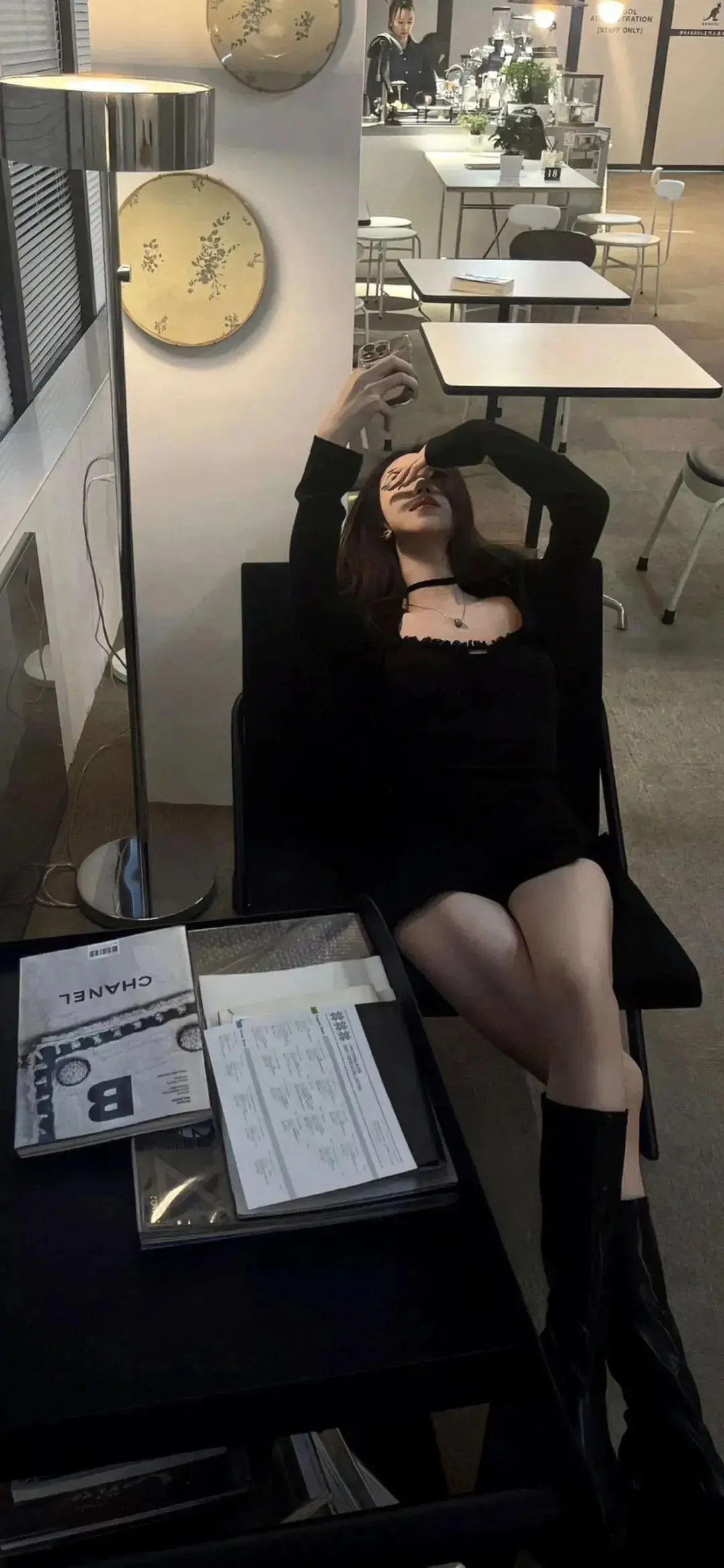 壁纸｜?????黑色系美女壁纸 - 炫图天下