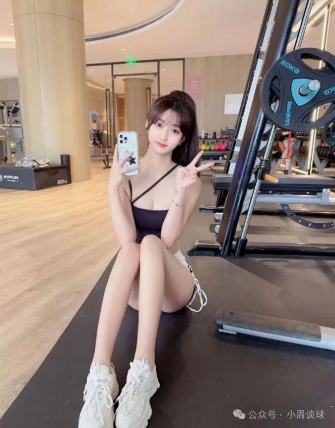 大学校花！00后美女，身材和样貌都是极品 - 炫图天下