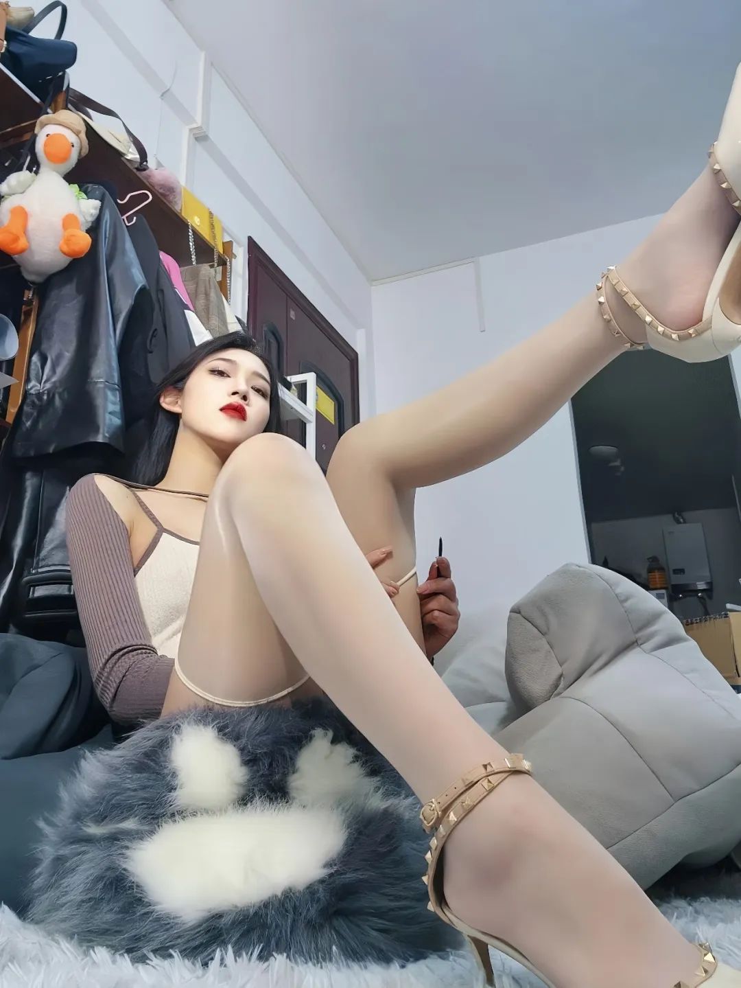cos壁纸 | 被迫营业的猫猫 - 炫图天下