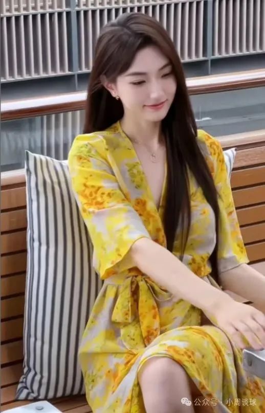 情人节“黄色战袍”小姐姐，哪个才是你心中的女神 - 炫图天下
