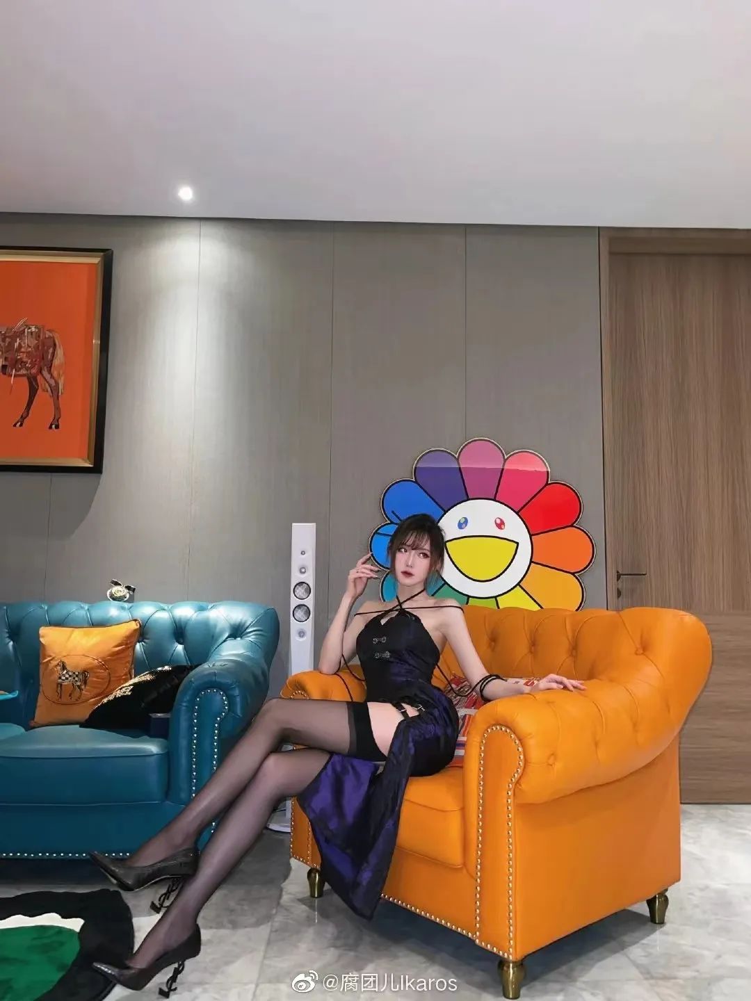 颜值cos，黑丝大长腿的腐团儿，身材太棒了 - 炫图天下