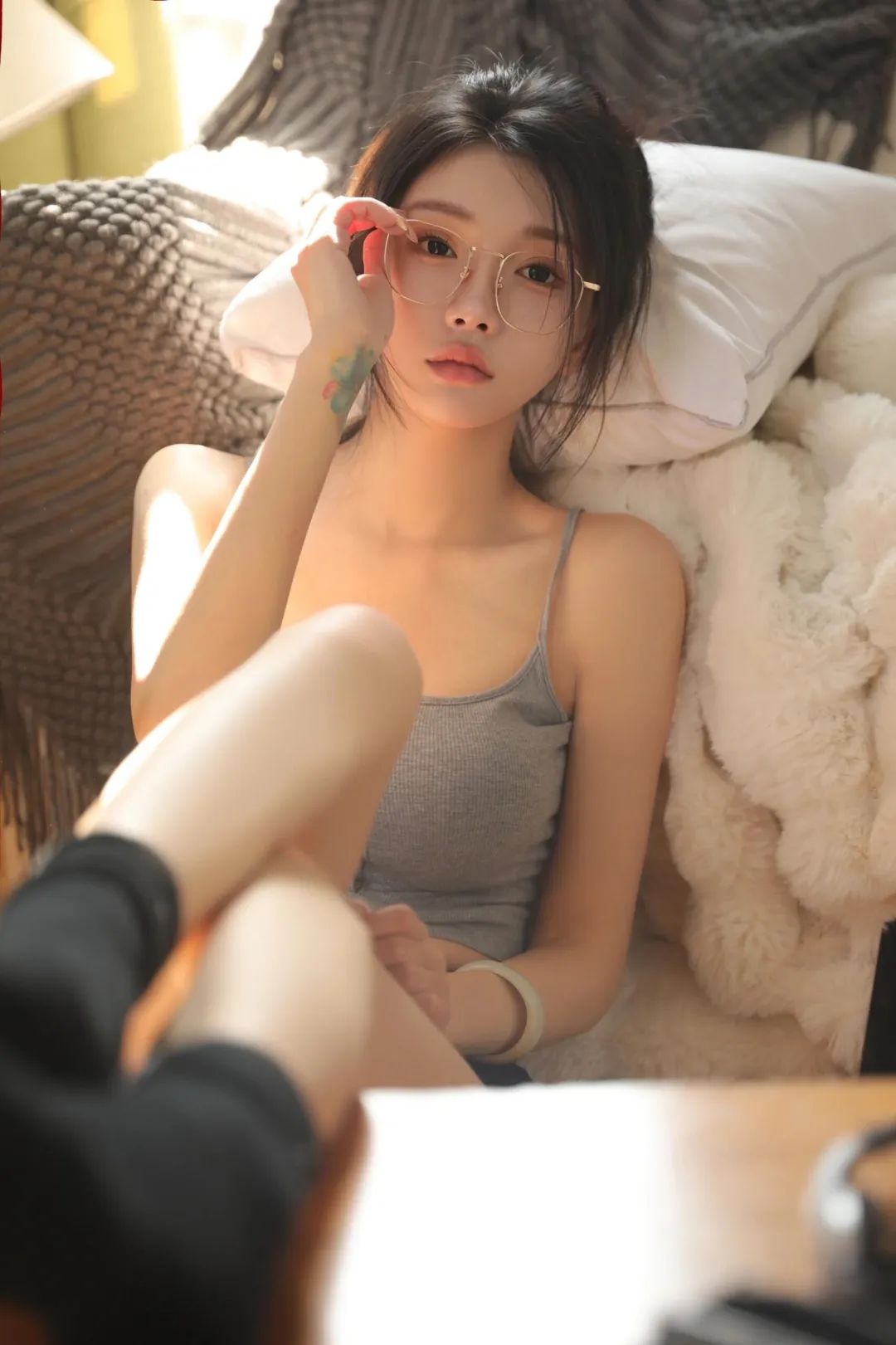 慵懒感姐姐风写真 - 炫图天下