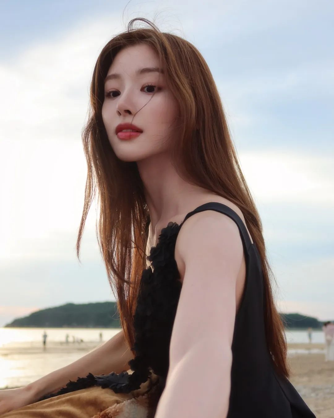 韩国网红申艺恩，和一般的韩系还有点不一样 - 炫图天下