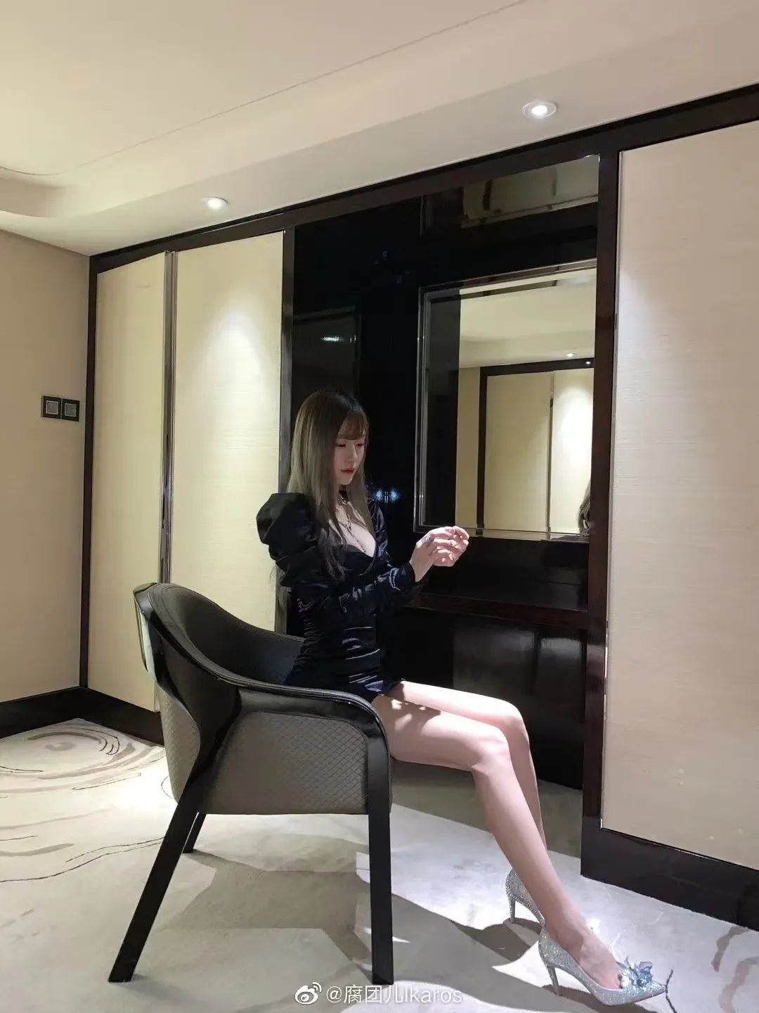 颜值cos：白皙美腿的腐团儿，身材太棒了 - 炫图天下