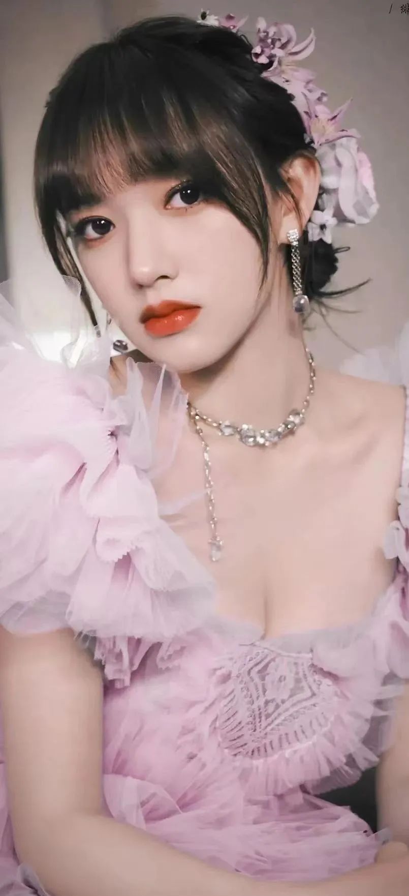 手机壁纸 | 简单温柔超清女生壁纸 - 炫图天下
