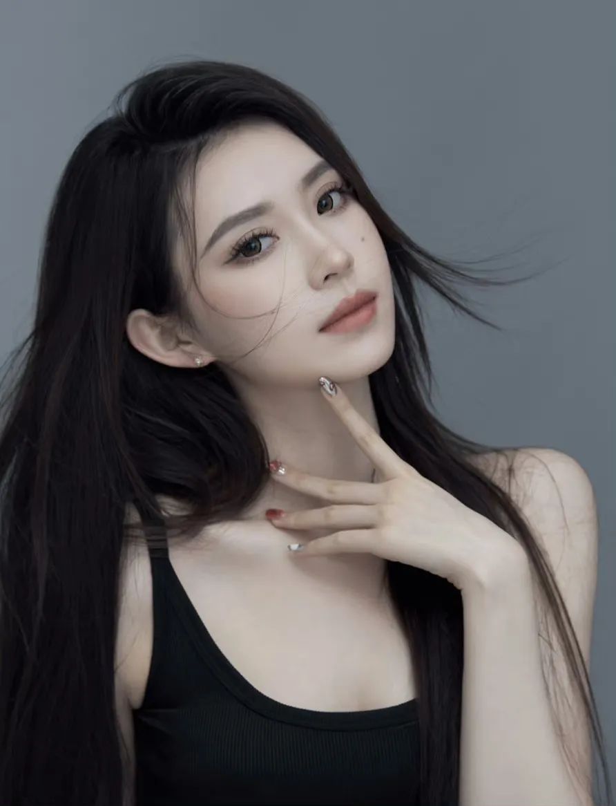 写真｜气质大长腿美女，又飒又撩人 - 炫图天下