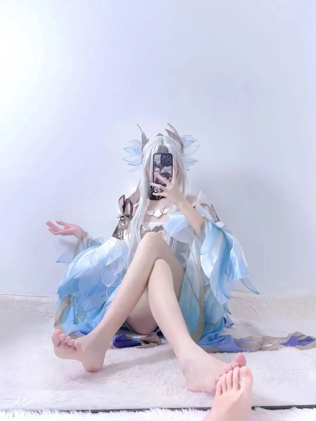 颜值cos：小姐姐的造型太美，大白腿太迷人了 - 炫图天下