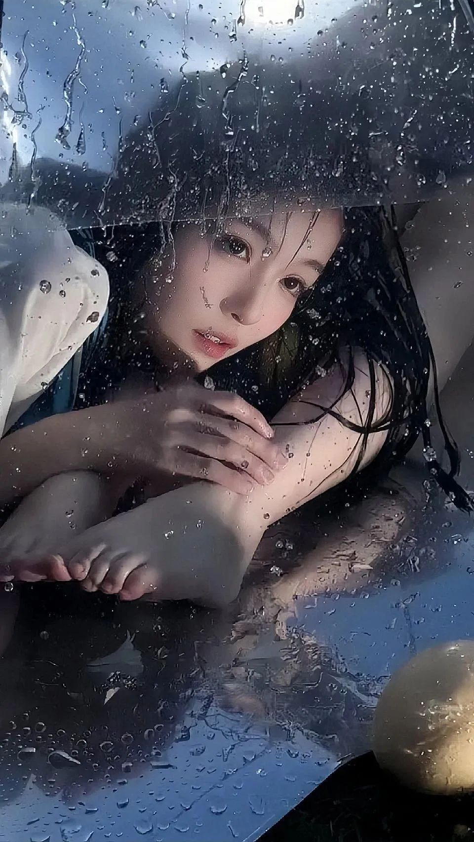 壁纸 | 我淋过最大的一场雨，是你在烈日下，永不回头的身影。 - 炫图天下
