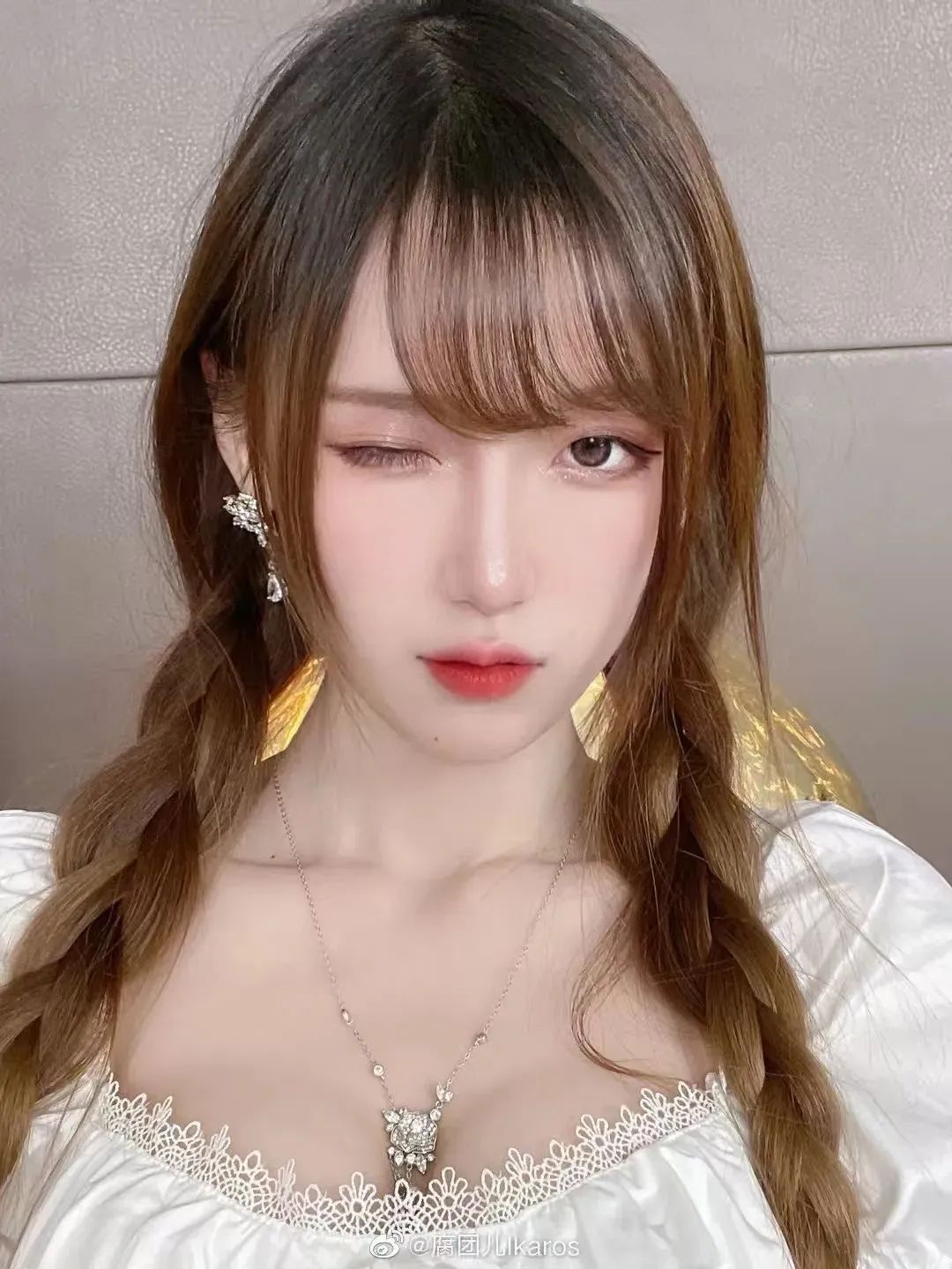 颜值cos：长相绝美的腐团儿，这完美身材也太好了 - 炫图天下