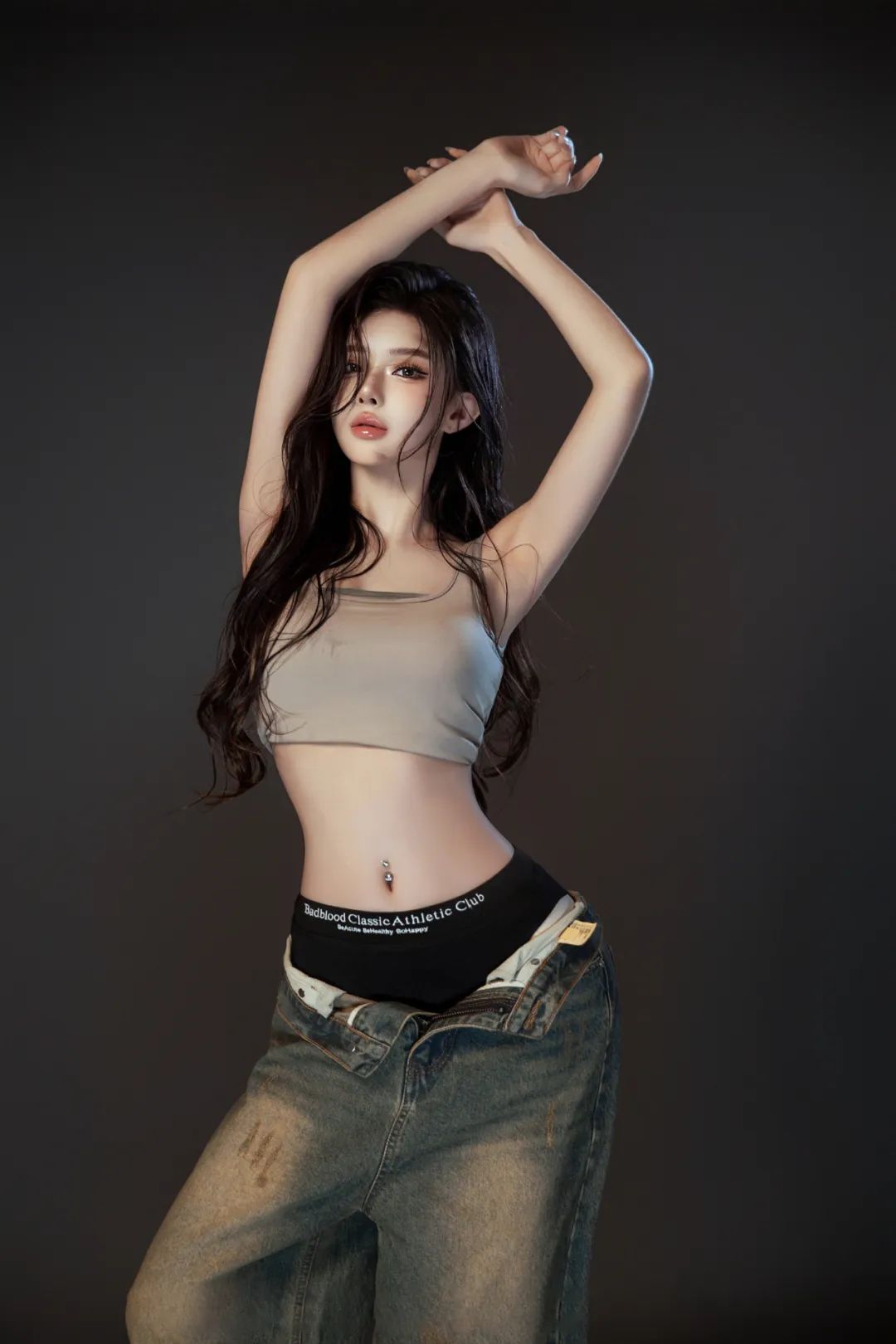 壁纸，有一点点辣的美女 - 炫图天下