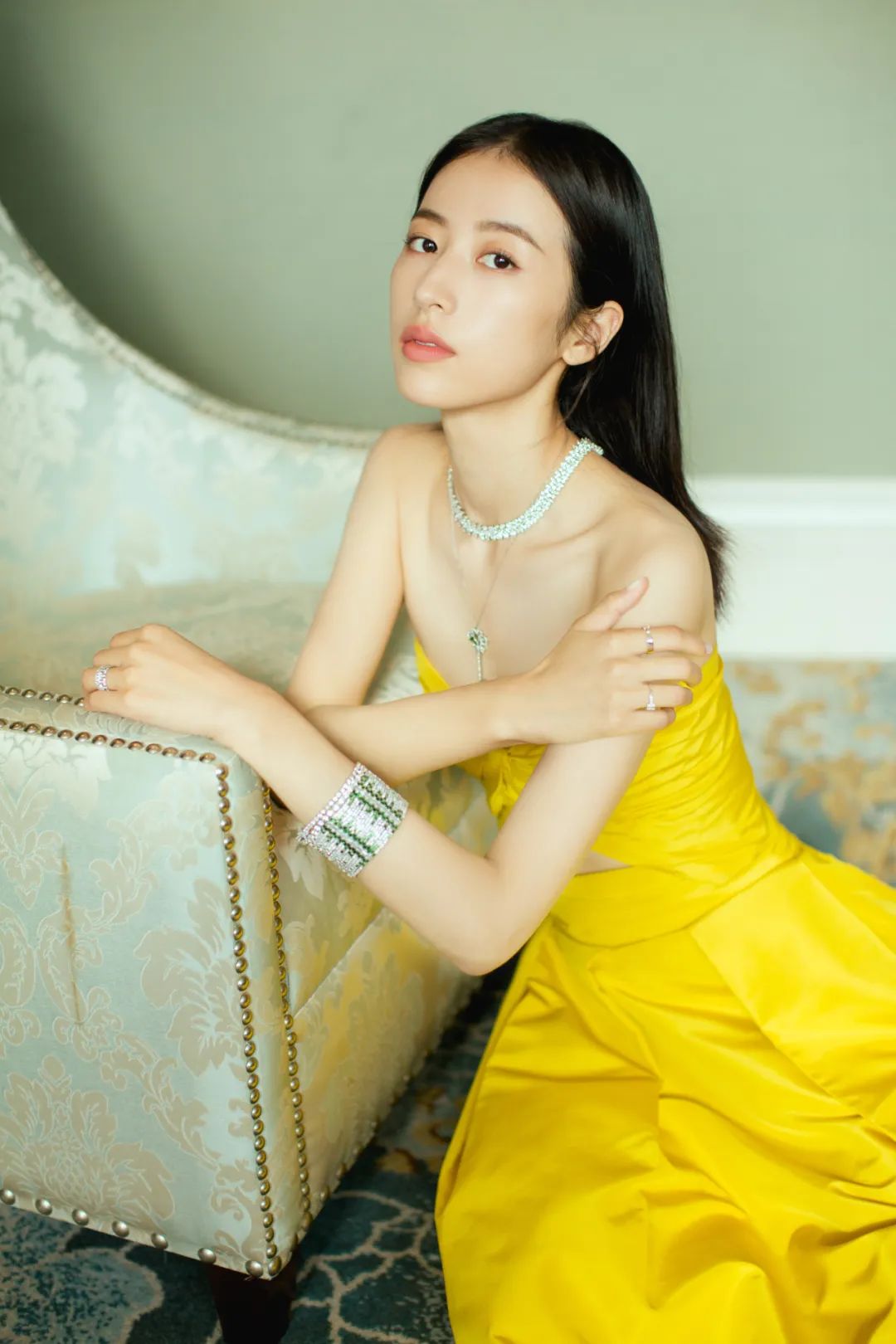 【周雨彤】高清性感写真来啦！ - 炫图天下