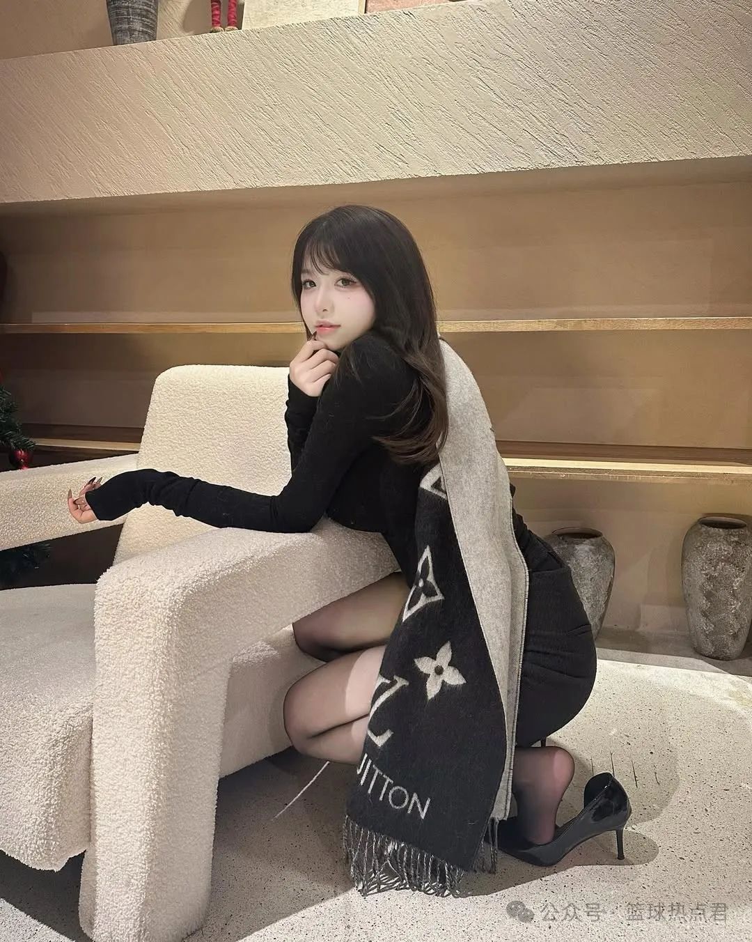 珠圆玉润！极品少妇！眼神都拉丝了… - 炫图天下