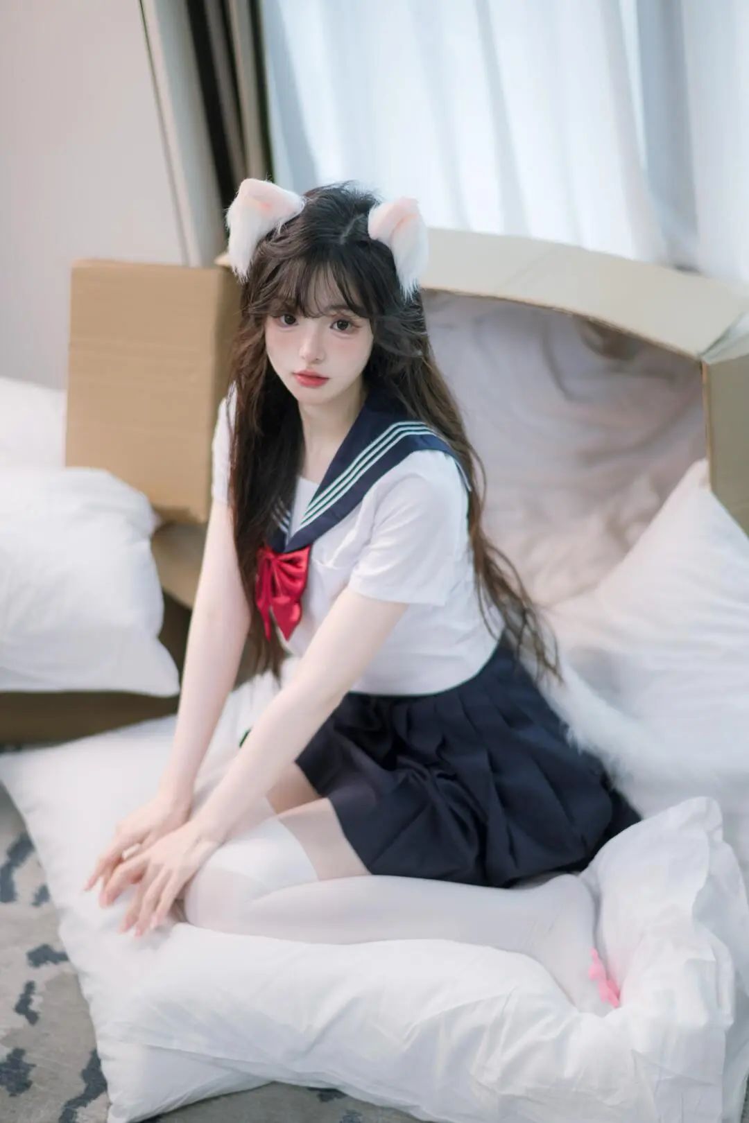 美女 | 我是一只小猫，谁想养?白丝jk - 炫图天下