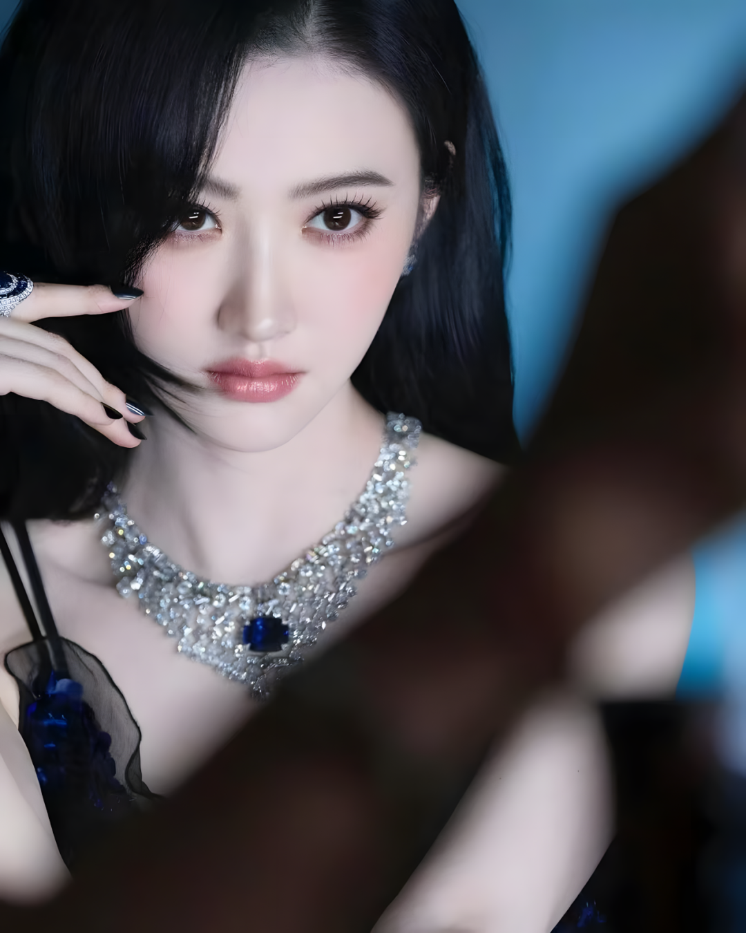美艳绝伦！女神景甜的绝美自拍照！ - 炫图天下