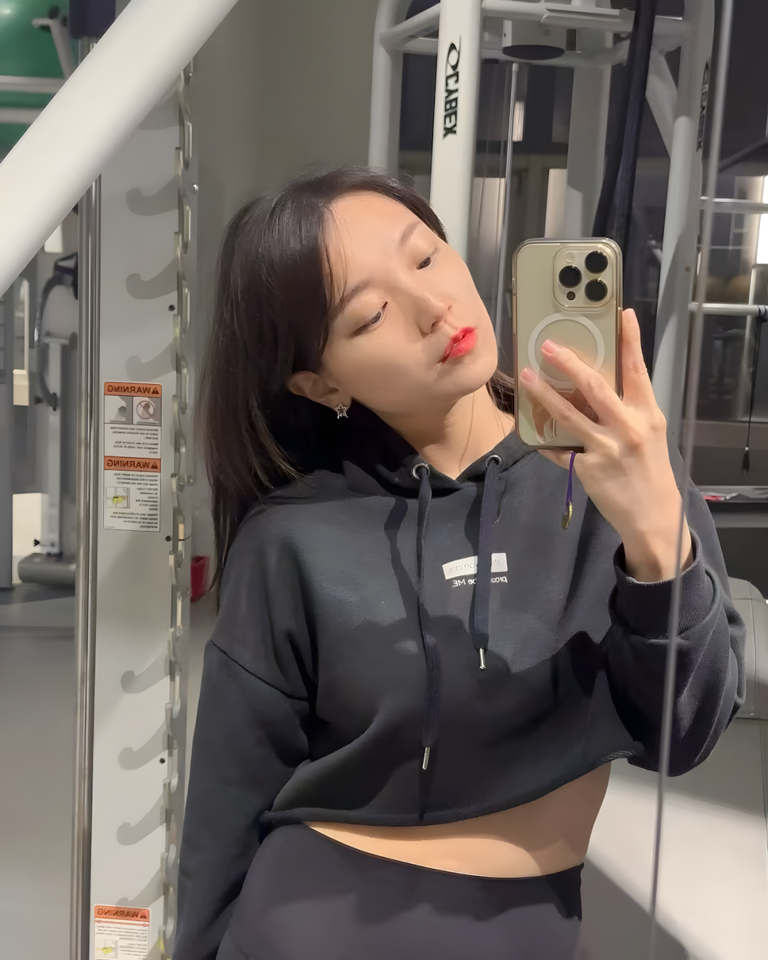 魅力十足的健身美女！ - 炫图天下
