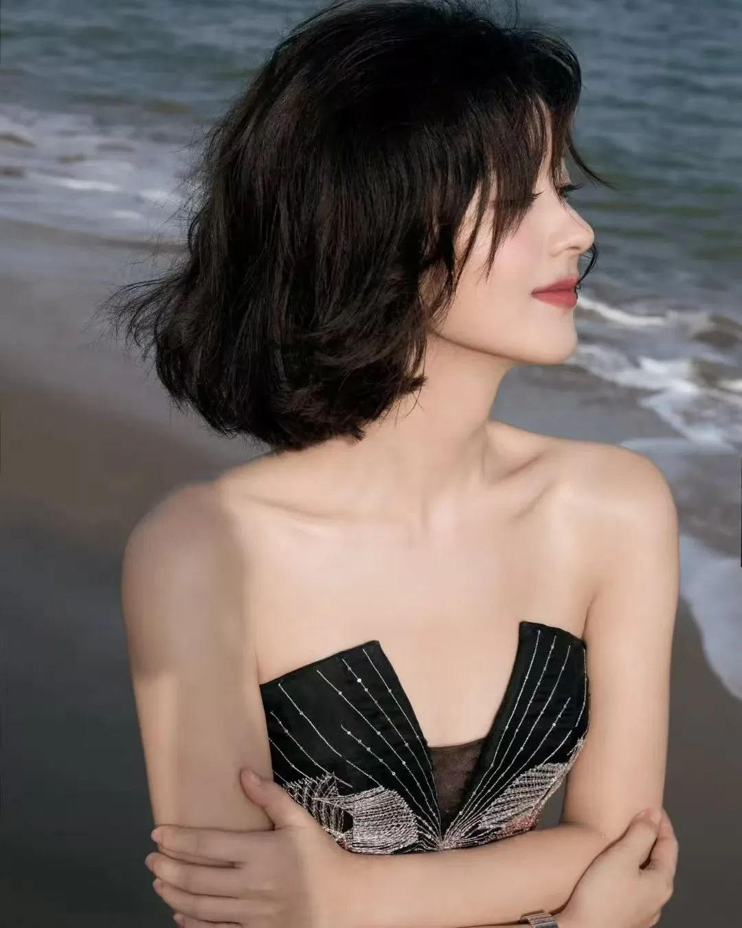 绝美女神赵丽颖的海边照！美爆了！ - 炫图天下
