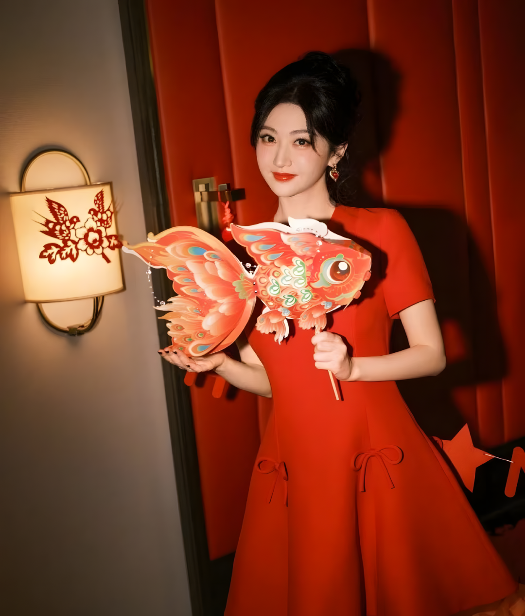 绝美女神景甜的新年祝福照！ - 炫图天下