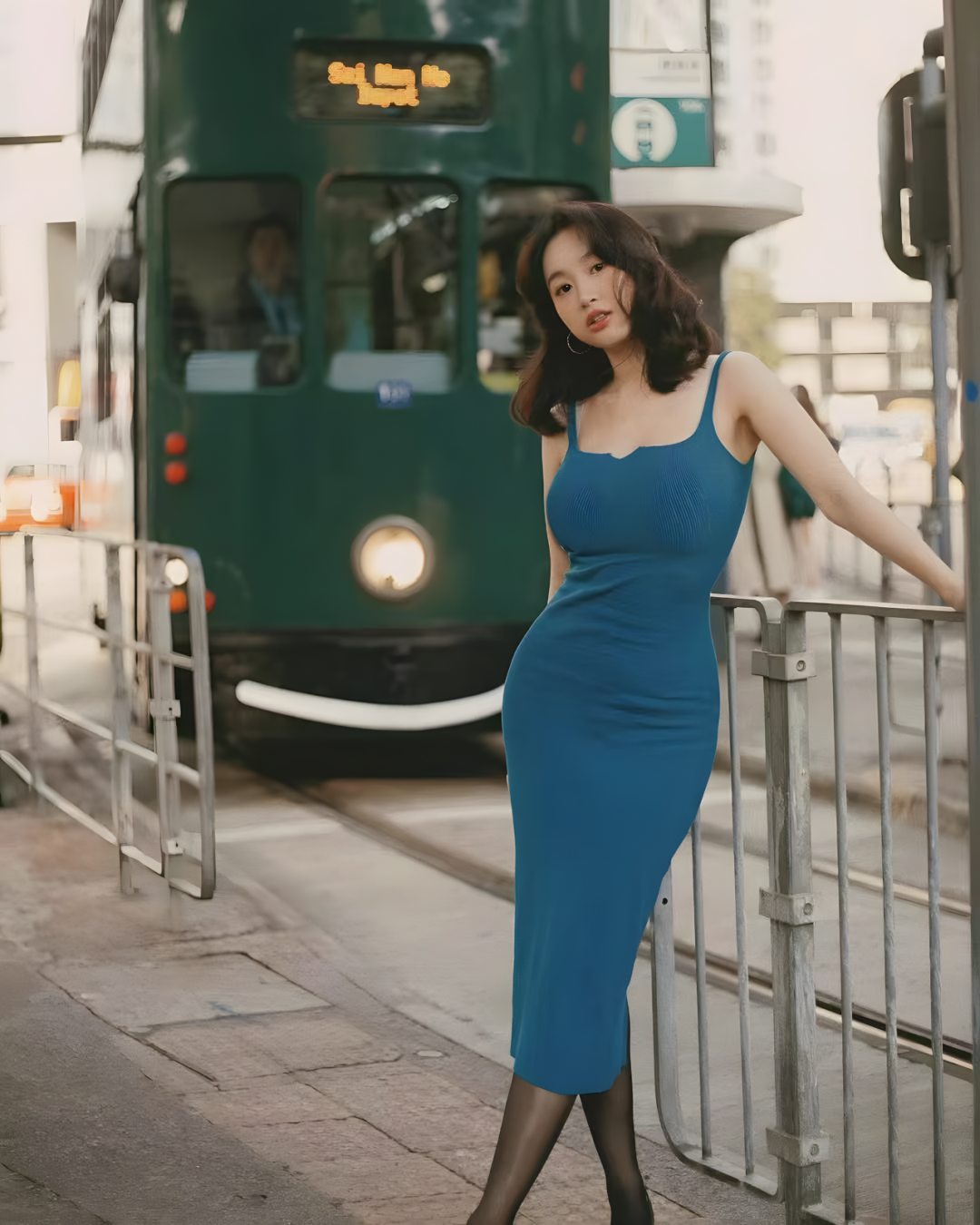 ins上港风美女的绝美自拍照！ - 炫图天下