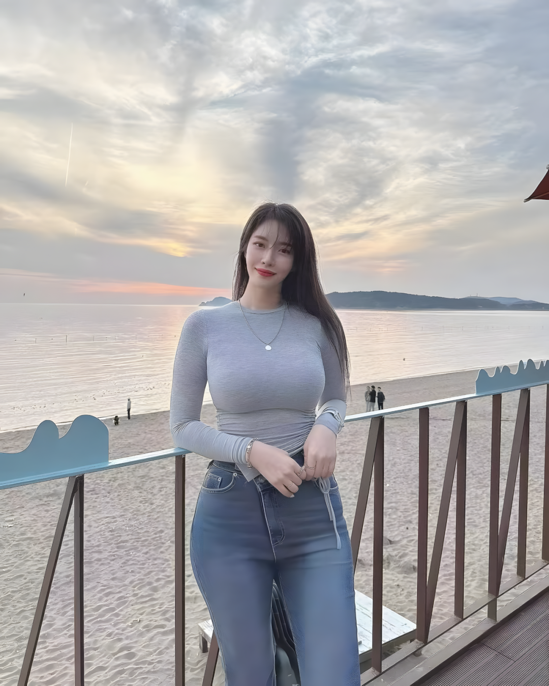 成熟迷人的知性美女！ - 炫图天下