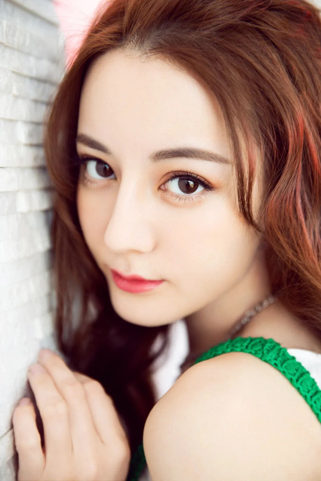 【迪丽热巴】高清性感写真来啦！ - 炫图天下