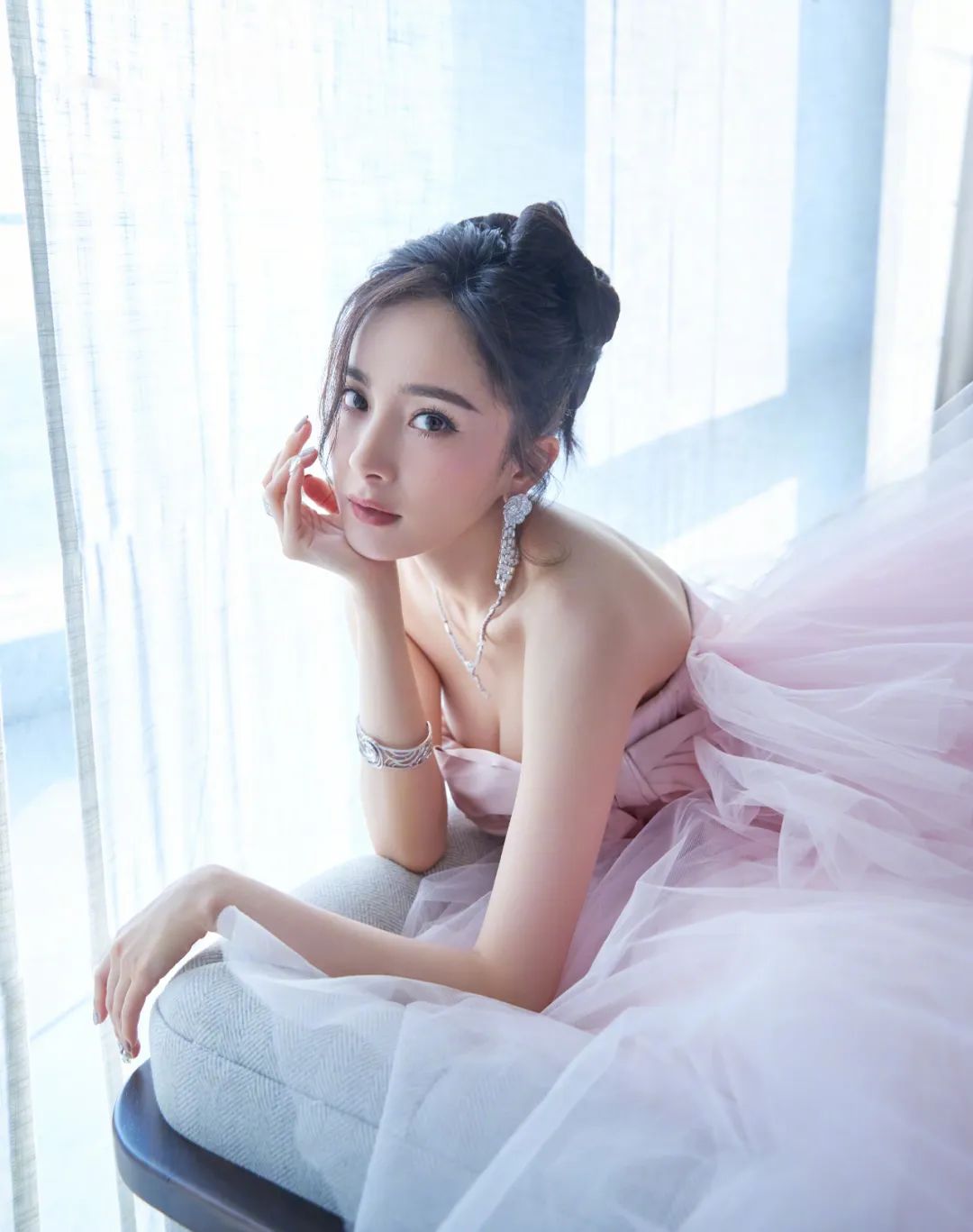 【杨幂】高清性感写真来啦！ - 炫图天下