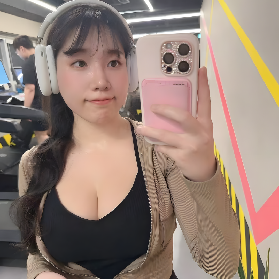 可爱又迷人的健身美女！ - 炫图天下