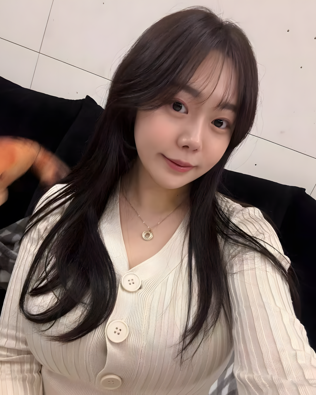 温婉可人的知性美女！ - 炫图天下
